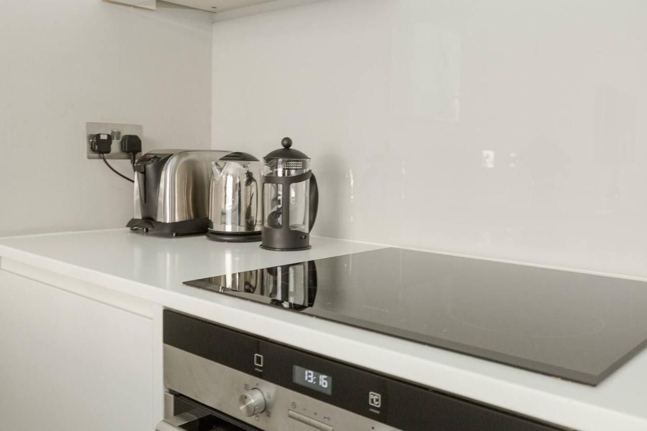 Modern 1BR Period Property in Kensington London Exterior foto